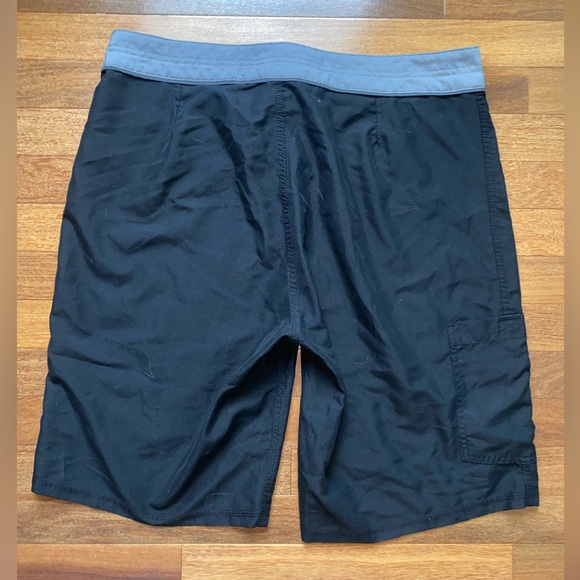 Old Navy, black and gray board shorts - Picture 3 of 3